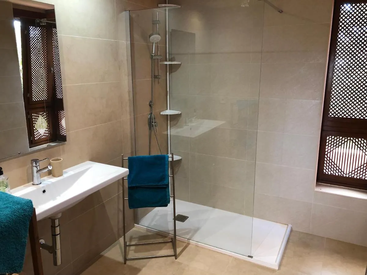 Seaview Luxury Penthouse Apartment 24 Hour Security And Underground Parking Estepona 0*,