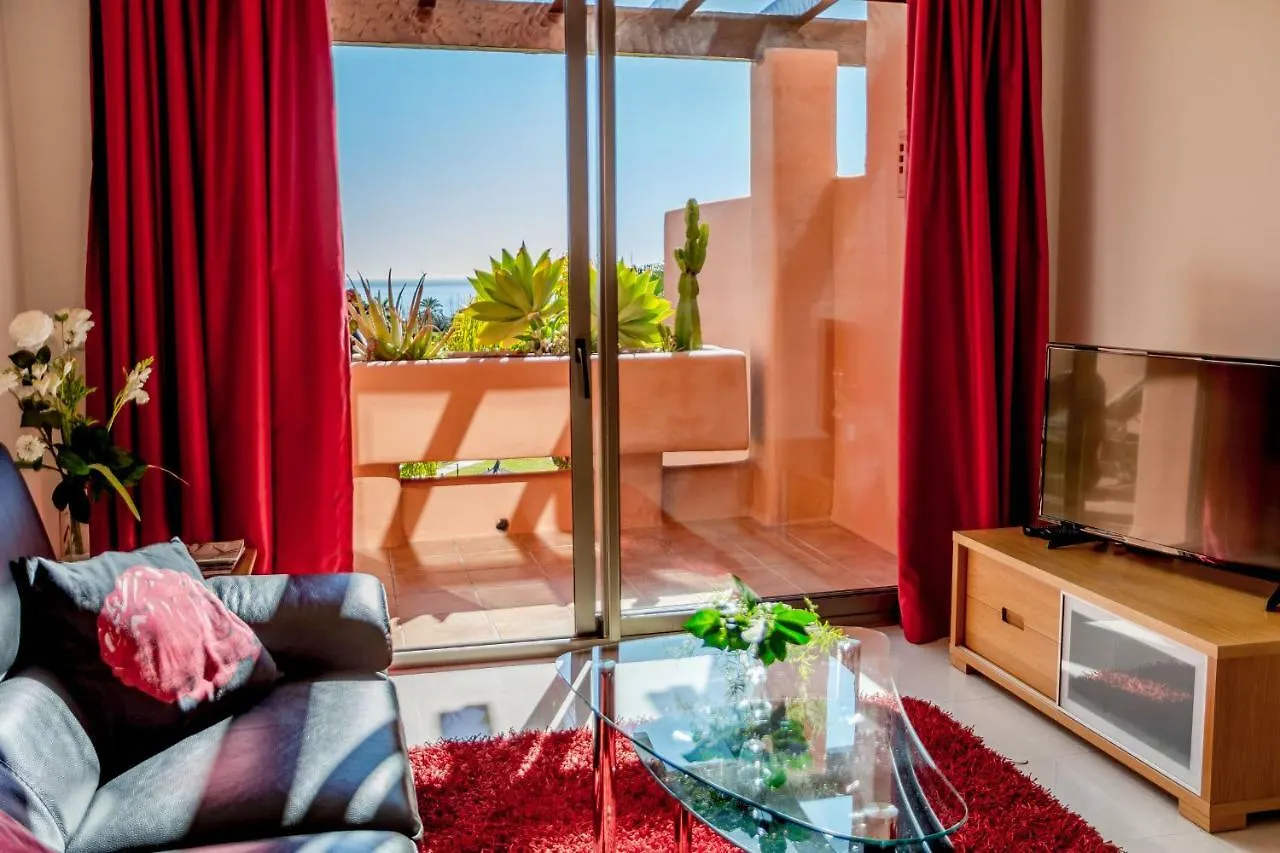 Seaview Luxury Penthouse Apartment 24 Hour Security And Underground Parking Estepona 0*,  Spain