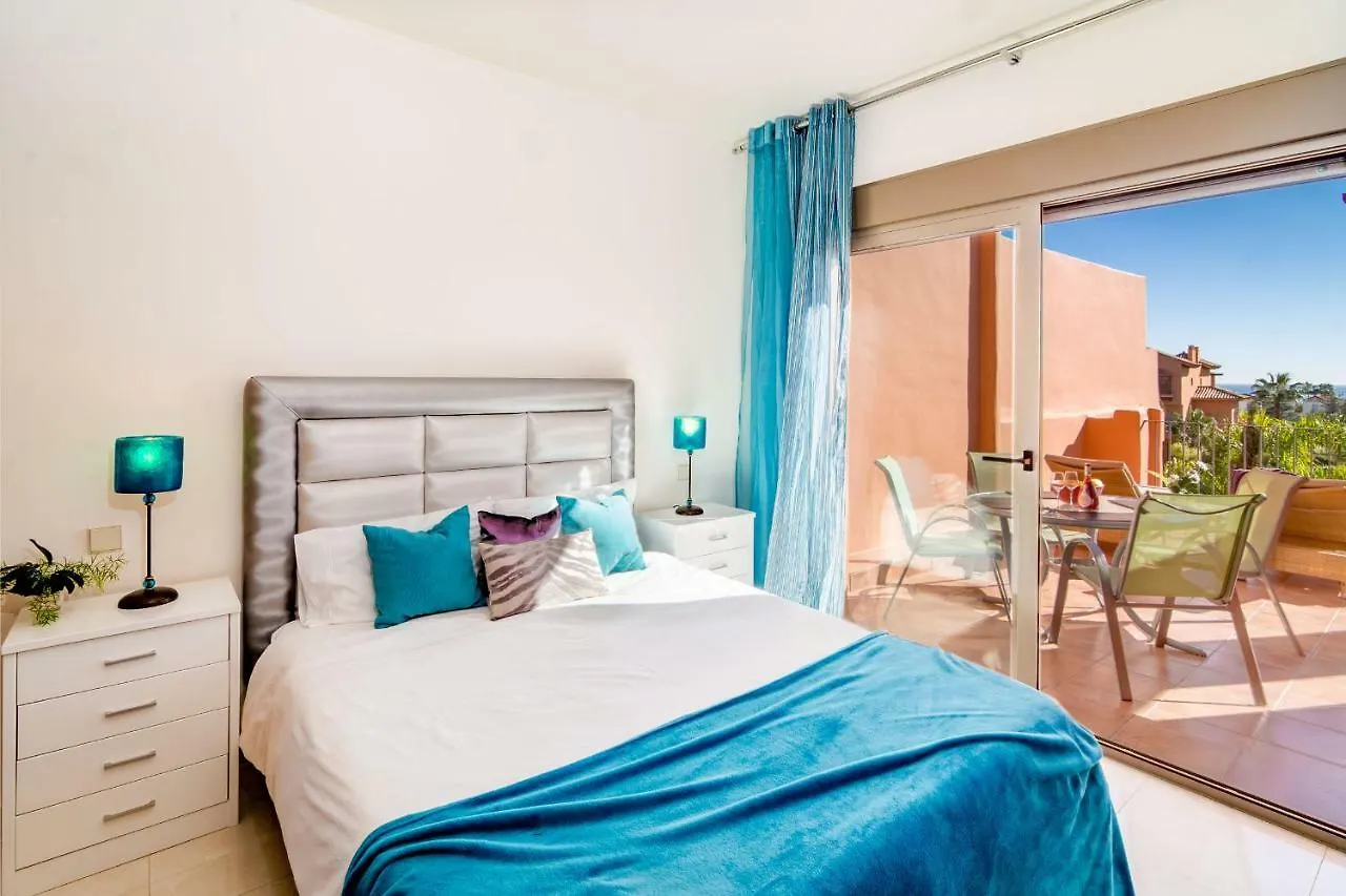 Seaview Luxury Penthouse Apartment 24 Hour Security And Underground Parking Estepona
