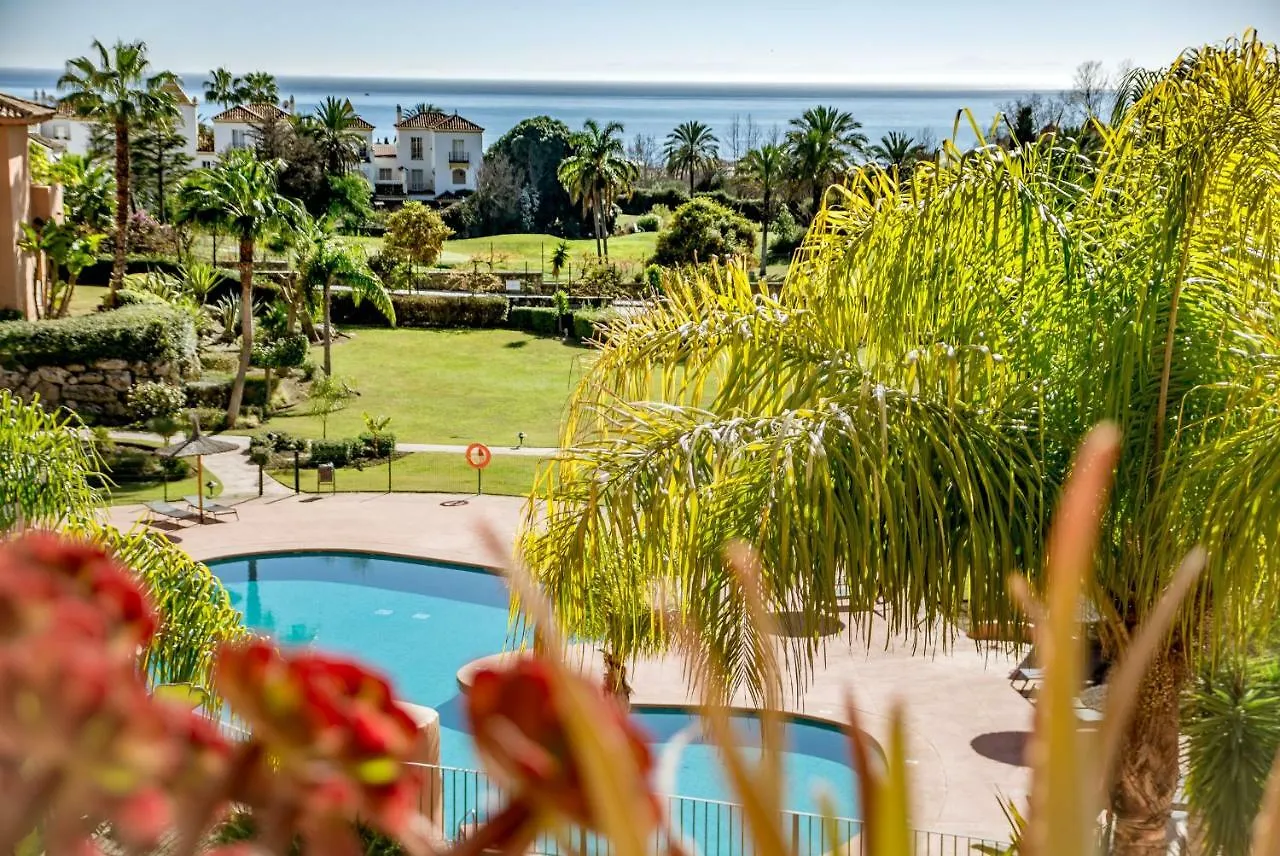 Seaview Luxury Penthouse Apartment 24 Hour Security And Underground Parking Estepona