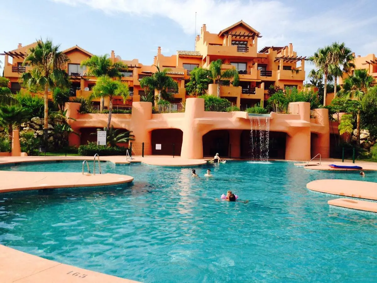 Seaview Luxury Penthouse Apartment 24 Hour Security And Underground Parking Estepona Spain